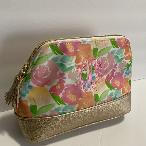 Cosmetics case - Picture 2 of 13